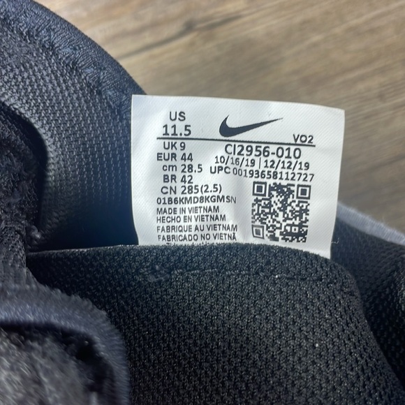 Nike Women’s React HyperSet Indoor Court Shoes, Volleyball, size 11.5 - Picture 8 of 11